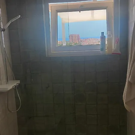 Bonito Estudio Con Bonitas Vistas Torrevieja